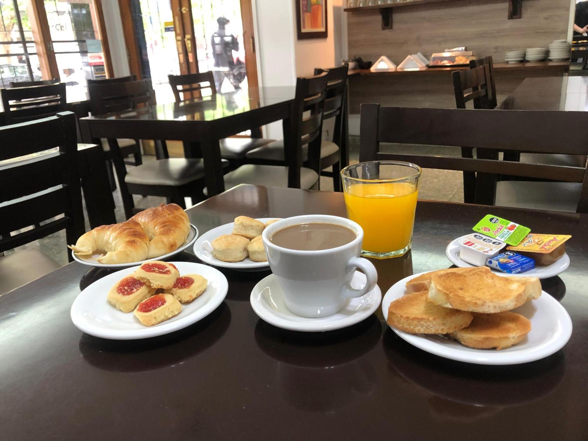 Hotel Tirol Mar del Plata Eksteriør bilde